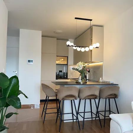 Apartment Alegria - Free Garage Parking *