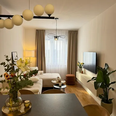 Apartment Alegria - Free Garage Parking *