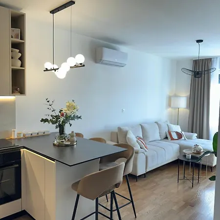 Apartment Alegria - Free Garage Parking Split