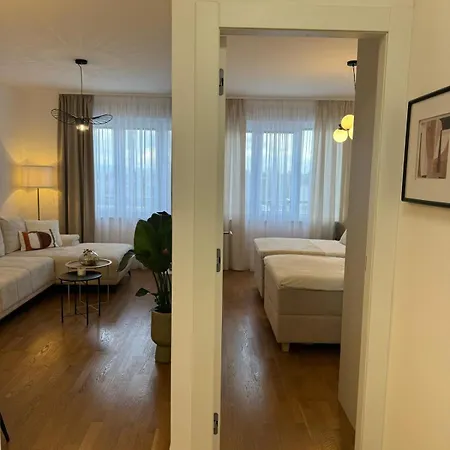 Alegria - Free Garage Parking Apartment *